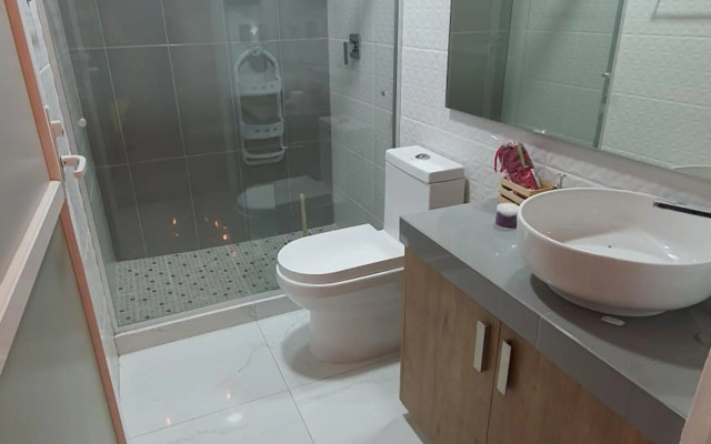 NUEVO ¡Hermoso departamento amueblado con alberca!