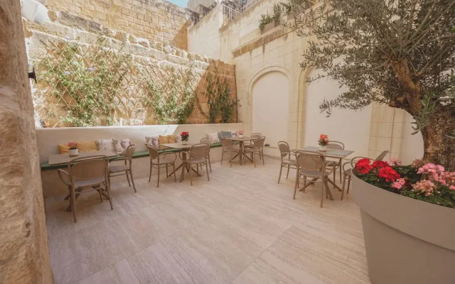 Maria Rosa Suites
