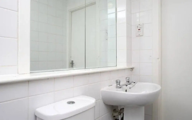 2 Bedroom Apartment In Centre Of The City