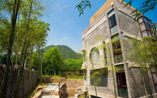 Zhujiuju Hostel