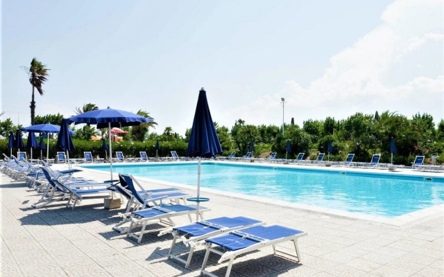 Villaggio African Beach