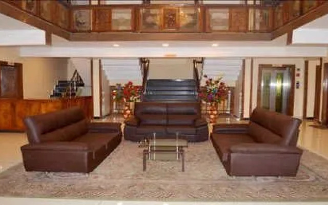 Hotel Grand M.S Srinagar