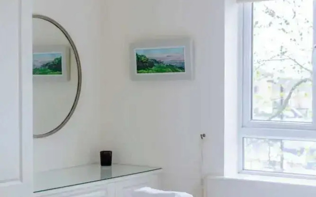 Unique Waterfront 2BD Flat - Rotherhithe