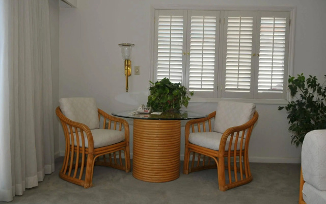 Lighthouse Club Hotel