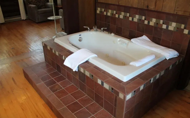 Keweenaw Mountain Lodge