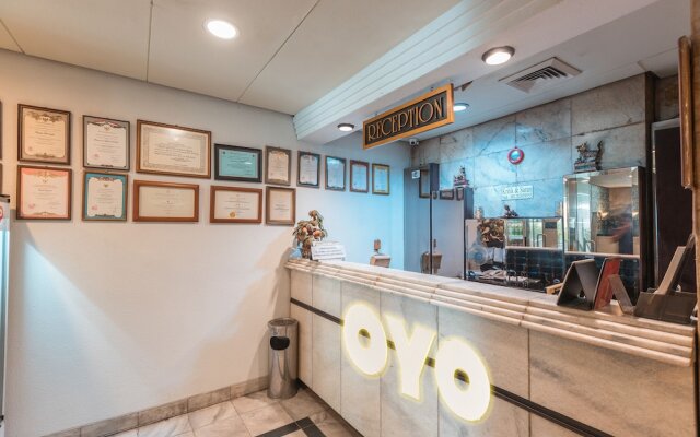 OYO 671 Hotel Capitol
