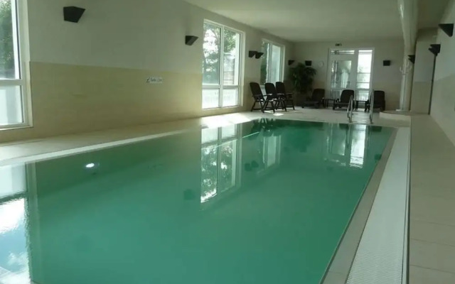 Hohe Lith 4.09 Modern Retreat