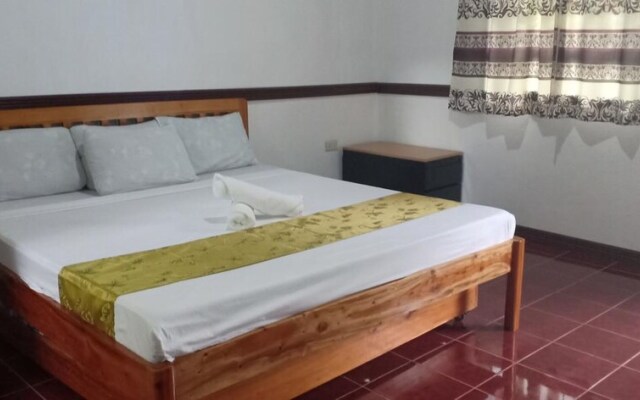 Elmundotel Guest House