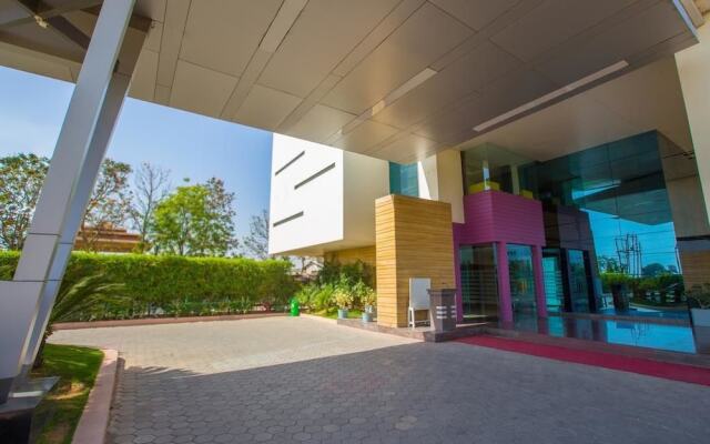 Hotel Waterlily Indore