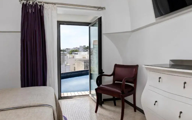 Bartago Luxury House