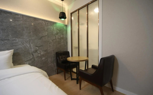 Bestie Hotel