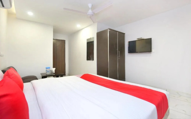OYO 24778 Hotel 24
