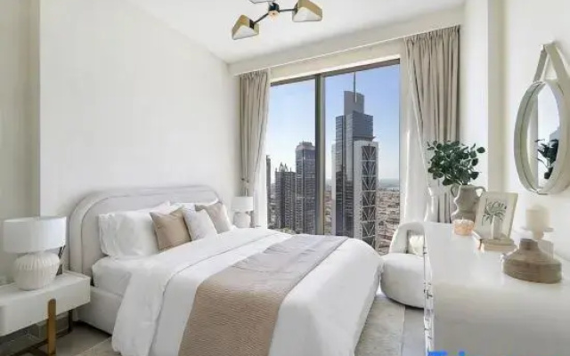 Modern 1BR Near Dubai Mall & Dubai Fountain