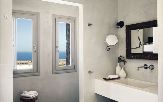 Santo Pure Oia Suites and Villas