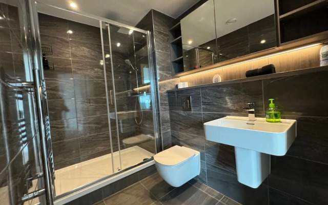 Manchester Oasis - Modern 3 Bedroom Apartment