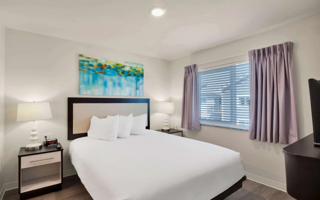 WaterWalk Extended Stay by Wyndham Charlotte - Arrowood