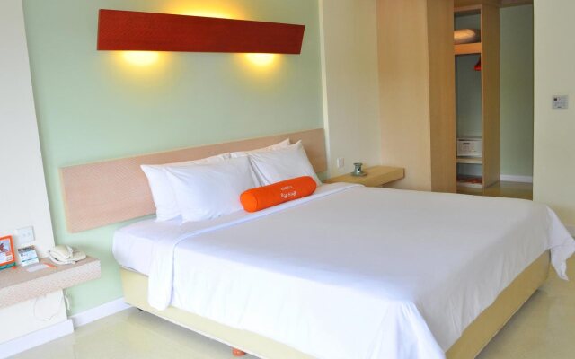 HARRIS Resort Kuta Beach - Bali