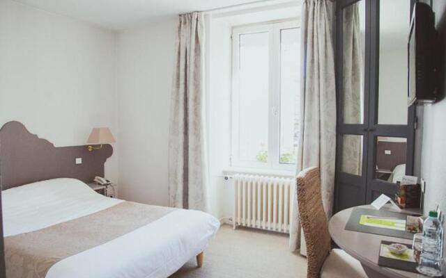 Logis Hotel Le Bourbon