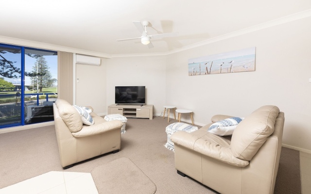 Heritage 101 – Guest Rooms – Tuncurry
