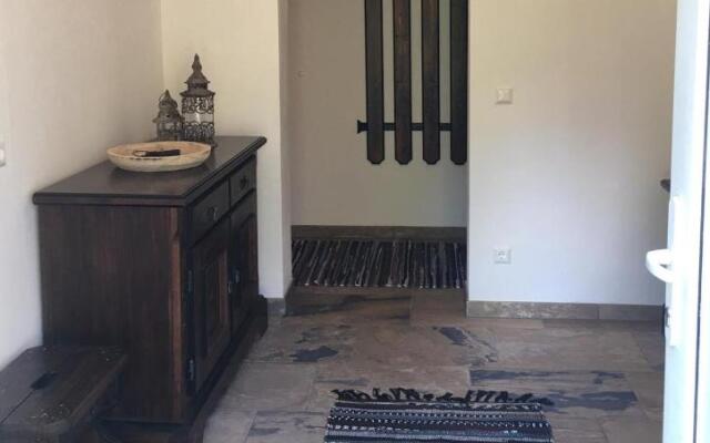 Zirben Appartement zwischen Berg und See
