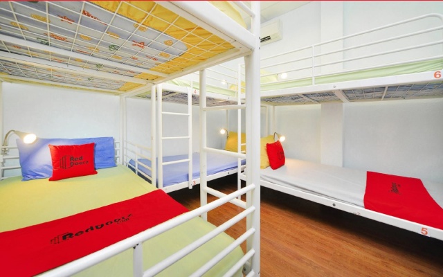 Vintage Inn @ Clarke Quay by Reddoorz – Guest Rooms – Singapore