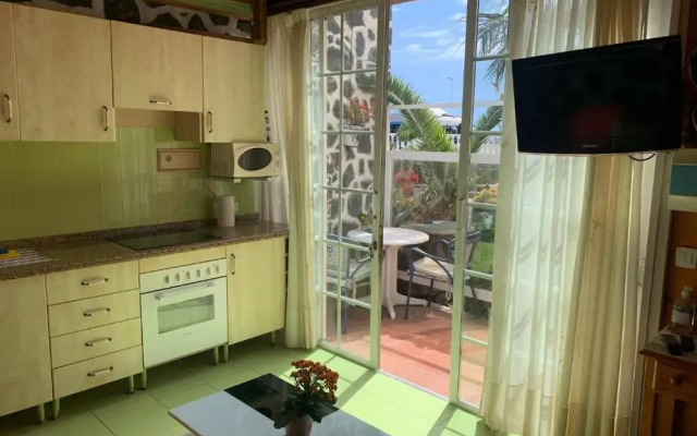 Relax in El Médano's Hidden Gem 1-bedroom Apartment