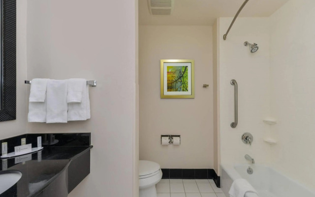 Holiday Inn Express & Suites Rock Falls by IHG