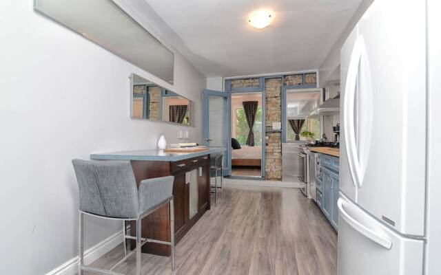 1 Bedroom Loft Style Apartment in Leslieville
