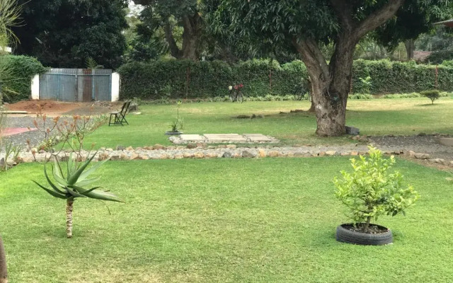 Arusha,Orchard House