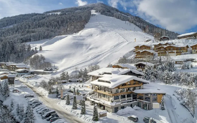 Cosy Apartment in Saalbach
