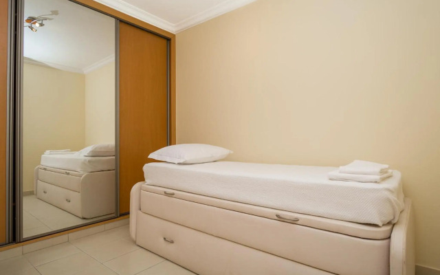 Villa Linda, Alto da Ria