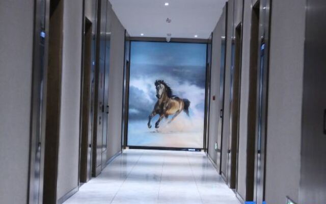 Xilinhot Yunmu Hotel