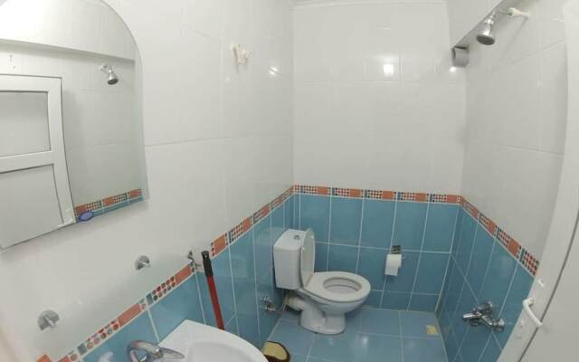 Elmas Motel