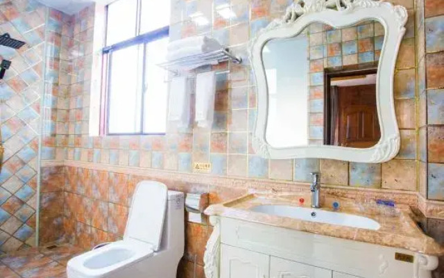 Tengchong Guishanju Panorama Inn