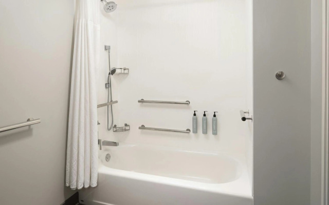 Courtyard by Marriott Long Beach Downtown