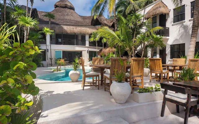 Mantaray Tulum