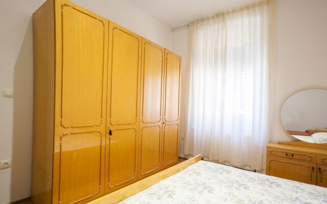 Comfort Apartment Romea near the Center