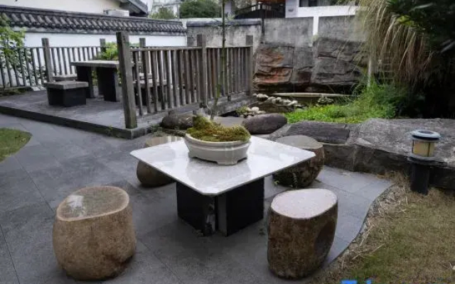 Jinshui Tingshan Inn