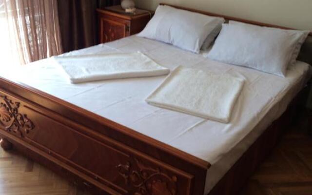 Cozy Guest House in Old Batumi