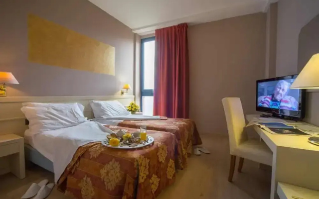 Euro Hotel