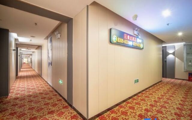 Zhongshan Wenlong Hotel