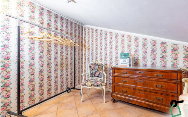 HOTIDAY Room Collection - Ferrara