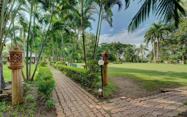 Khanvel Resort