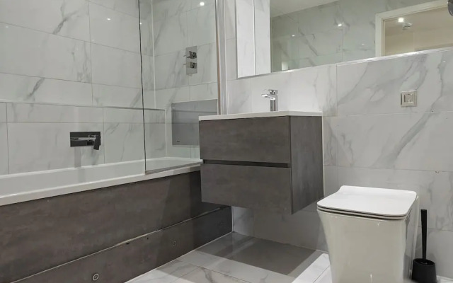 2-bed Apartment Birmingham Snow Hill