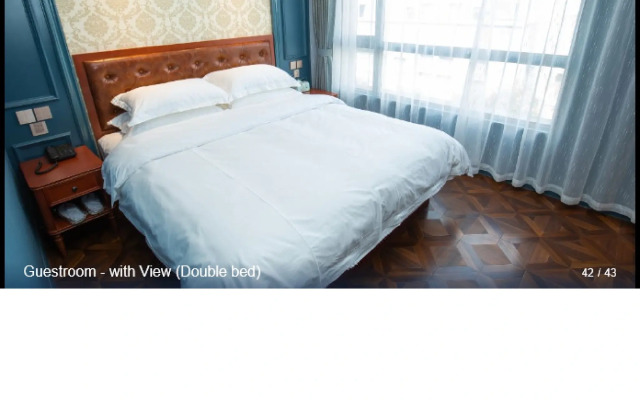 Yiting Zhenshe Hotel (Beijing Qianmen Pedestrian Street)