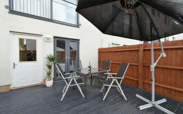 15 Pennant Place