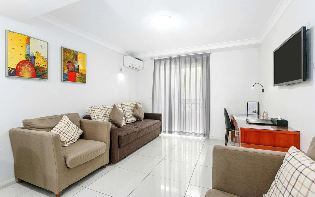 Comfort Inn & Suites Burwood