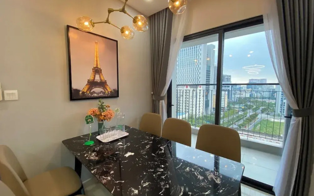 Asahi Luxstay - Golden Park  Apartments