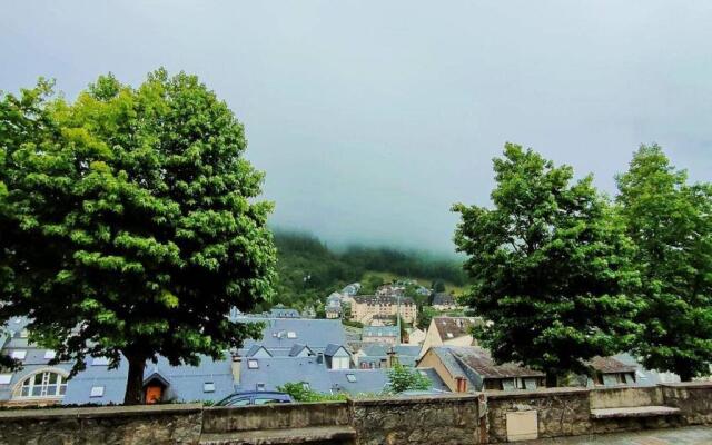 Appartement Cauterets, 3 pièces, 6 personnes - FR-1-234-247