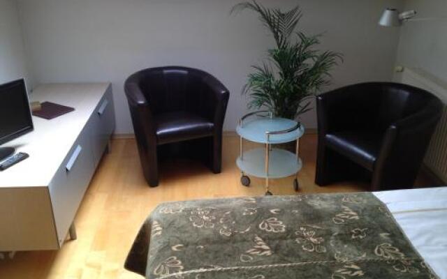 Kuressaare Tallinn Street Apartments